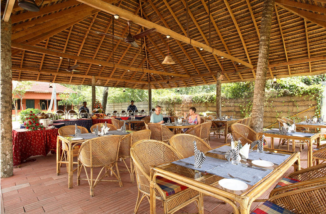 Cocobay Resort Kumarakom Restoran fotoğraf