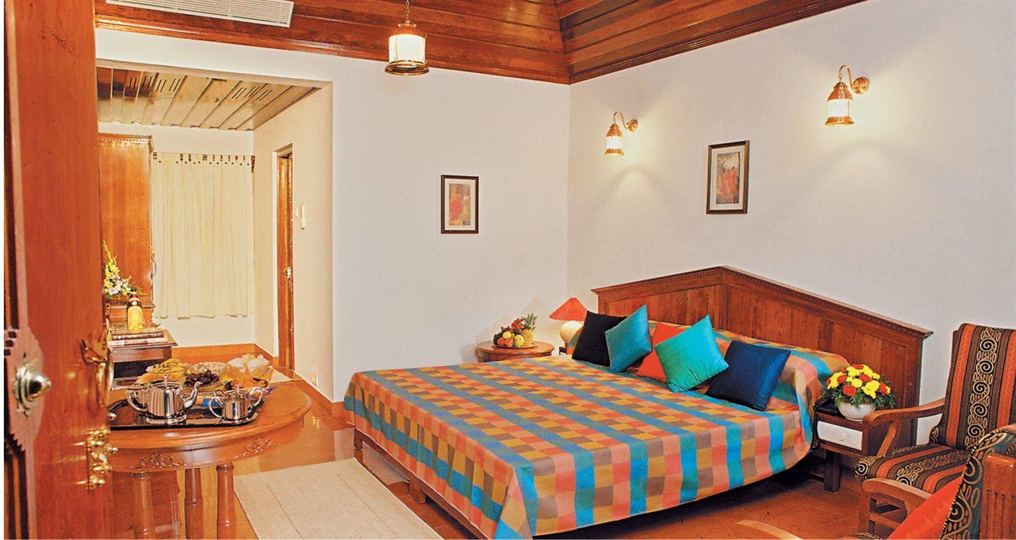 Cocobay Resort Kumarakom Oda fotoğraf